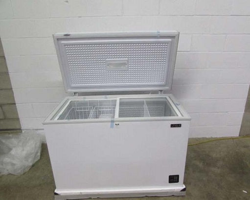 Scratch and Dent/Pre-Owned Solar Freezers