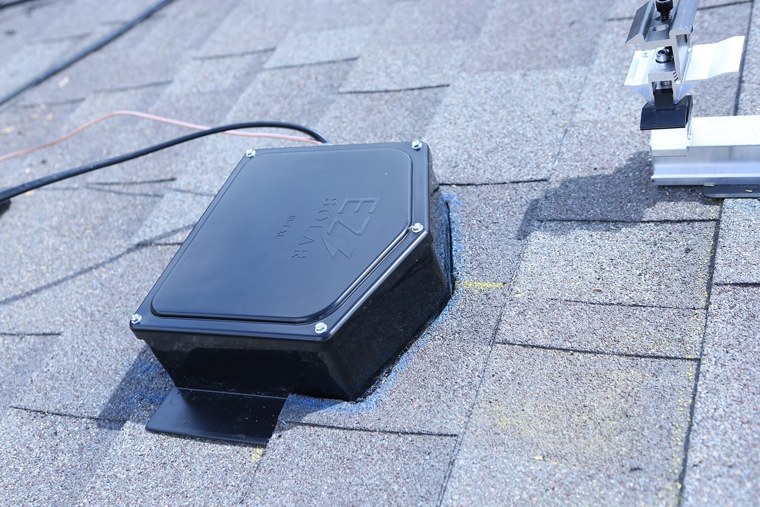 Ben's Deals Roof Transition Box EZ Solar JB-1.XL