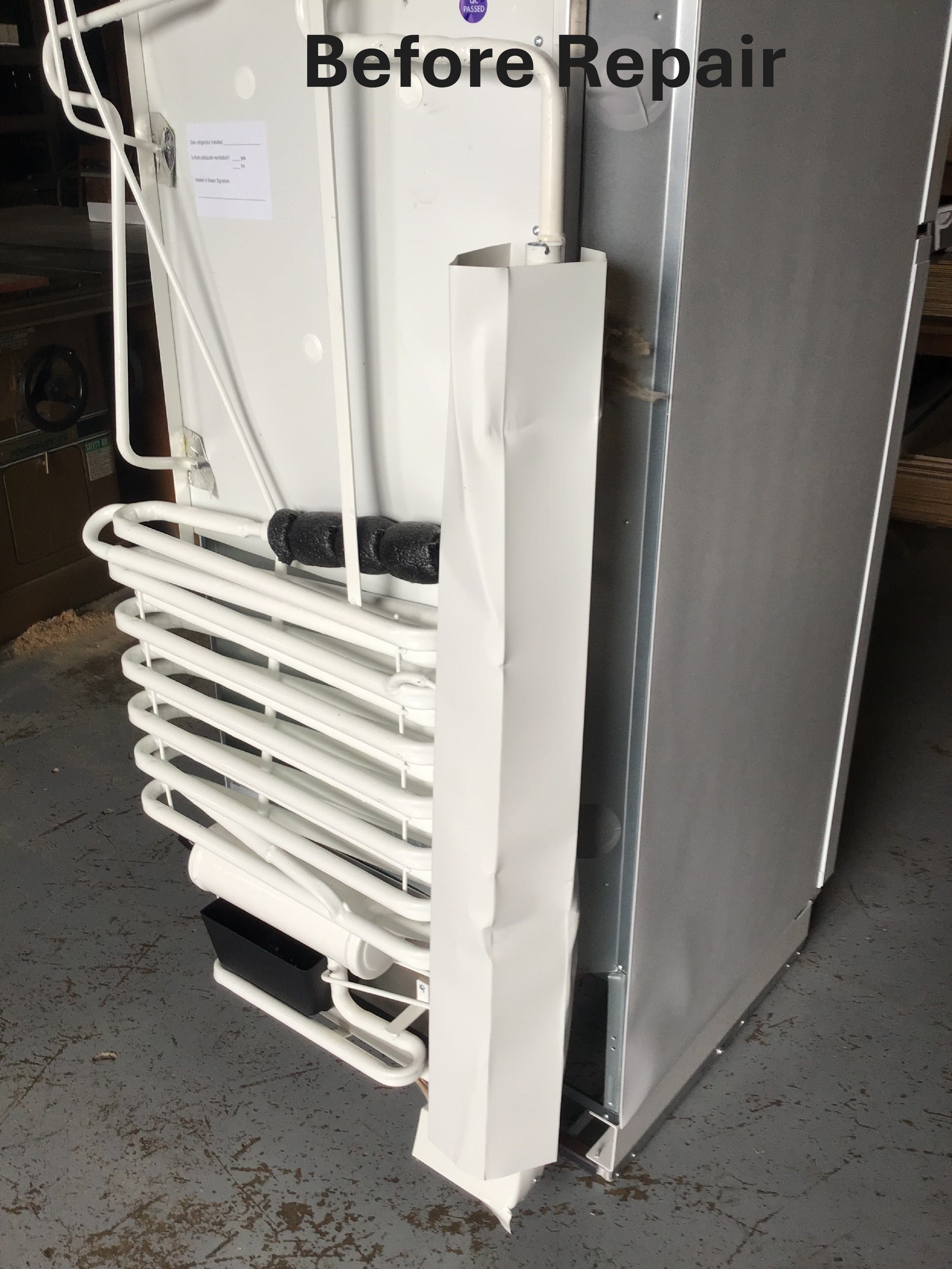 Crystal Cold Propane Refrigerator New Scratch & Dent Crystal Cold CC15RF Propane Refrigerator-Freezer in White 15 cu.ft.