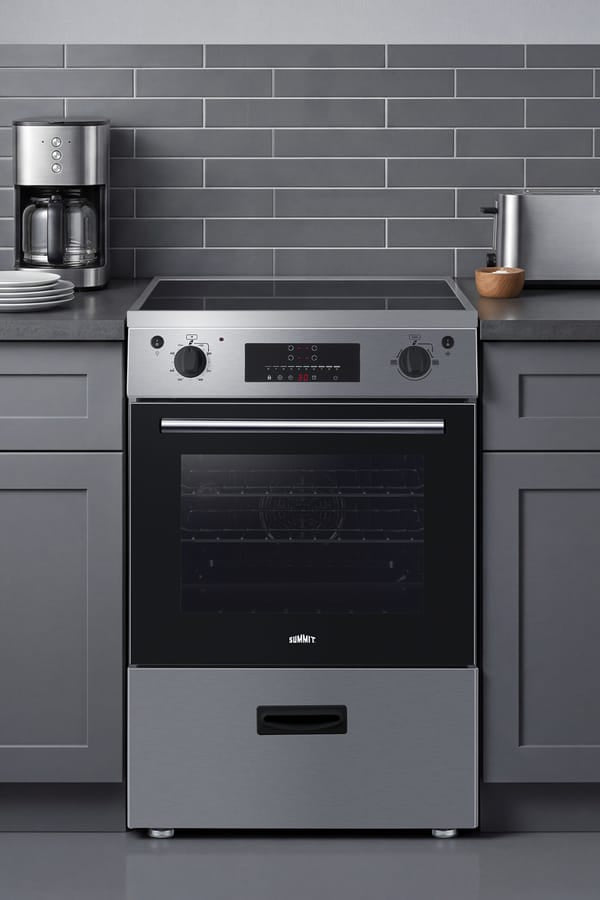 Summit Induction Range Summit REN24SS7 24" Wide Induction Range