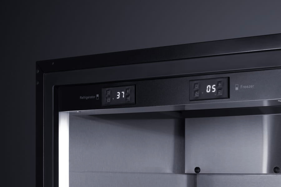 Summit All-Refrigerator Summit SCRF12 | 24" Wide Commercial Refrigerator-Freezer