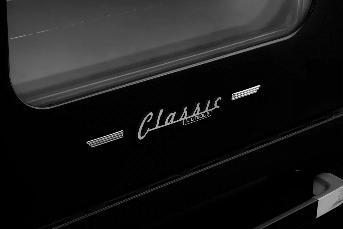 Summit Induction Range Unique UNQ-30CR IC B | 30" Classic Retro Induction Range Midnight Black