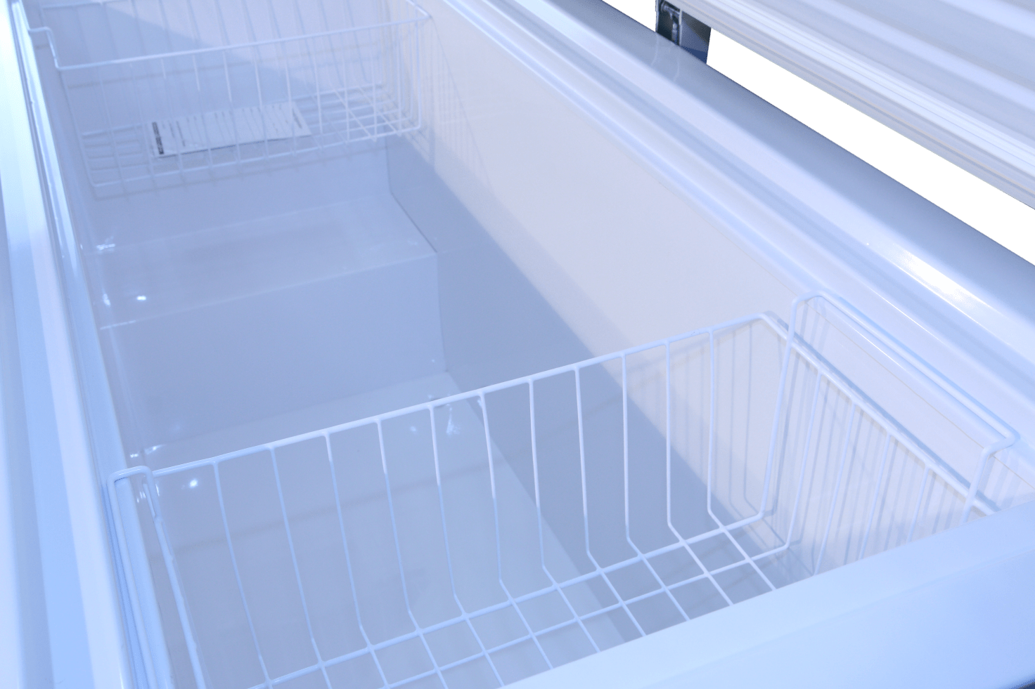 SunStar/SolarFreeze On-Grid Electric Refrigerator and Freezers SunStar ST-15CF-AC 15 cu. ft. (120VAC) Chest Refrigerator or Freezer