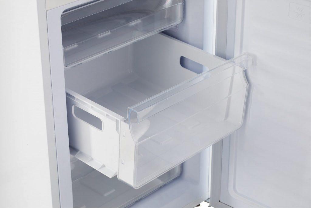 Unique Solar Appliances Unique 10.3 cu/ft DC Solar Retro-Style Refrigerator (Bottom Freezer) Color: White UGP-275L W